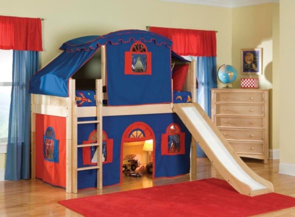 кровать-домик в детскую