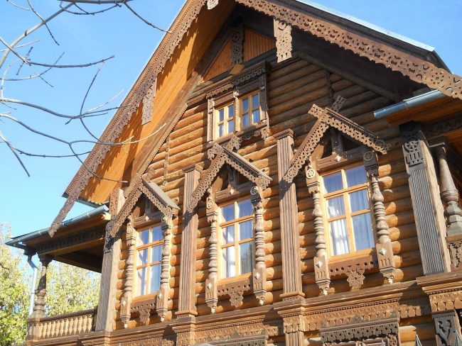 Пример русского деревянного зодчества: дом купца Тетюшинова
