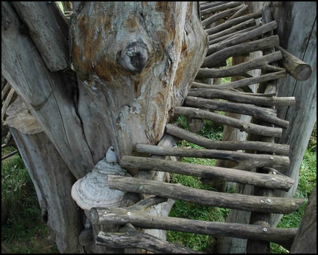 Винтовые лестницы – большая подборка фотографий Винтовые лестницы – большая подборка фотографий