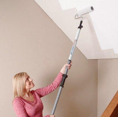 Валик для отделки потолка — это легкий и надежный инструмент для оформления интерьера