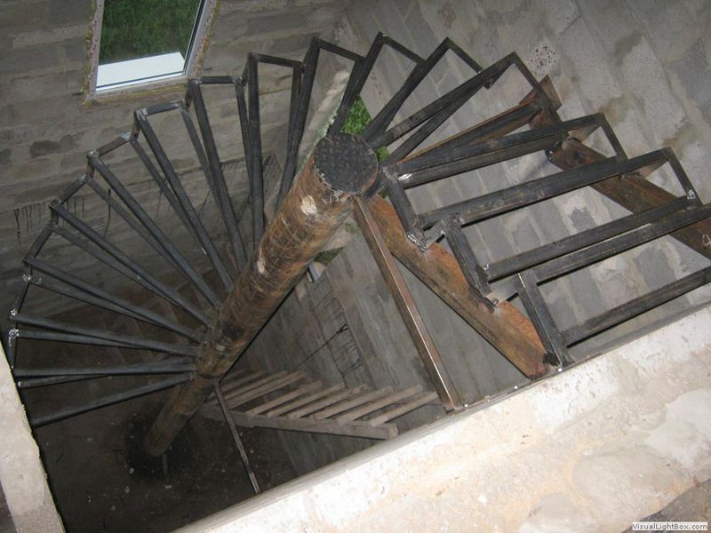 Металлический каркас для лестницы своими руками