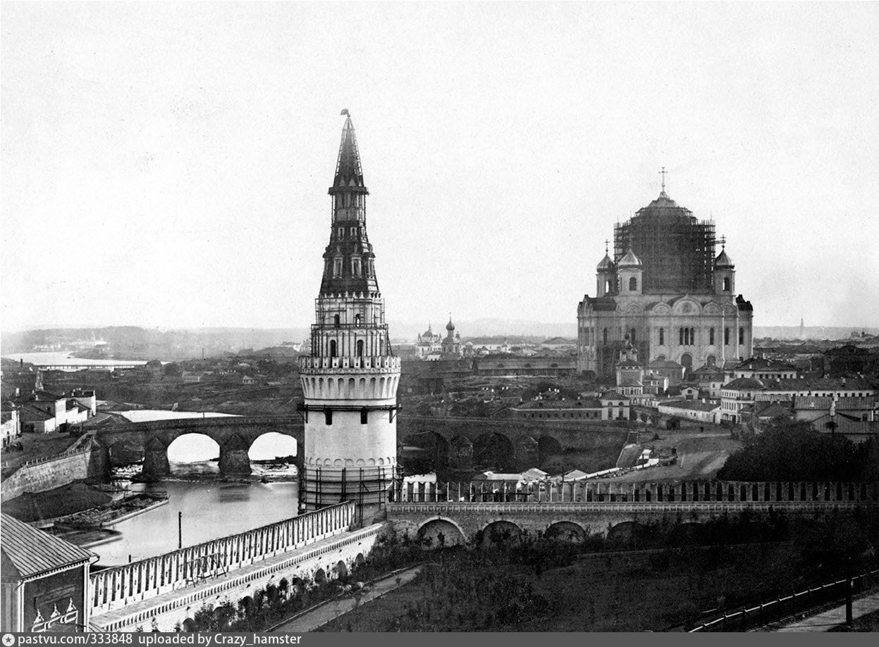 Белый Кремль: Водовзводная башня в 1856 году