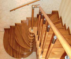 Лак для деревянных лестниц