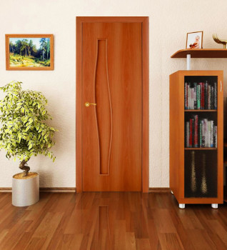 деревянная светлокоричневая дверь