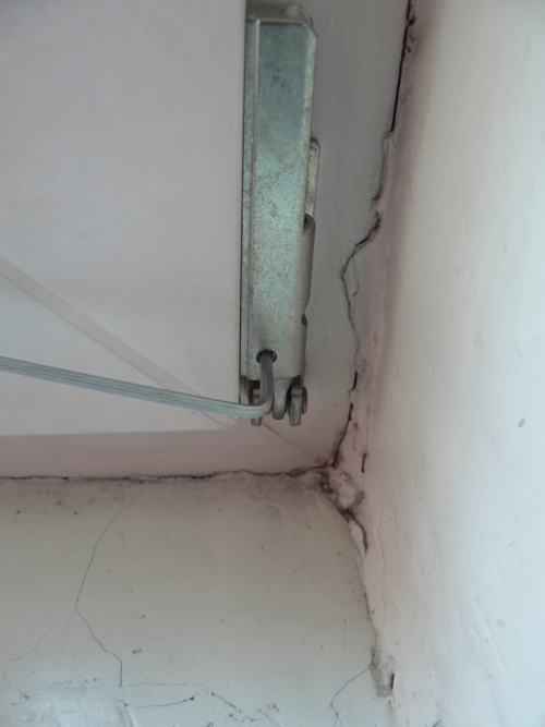 Положение створки окна "вверх-вниз"