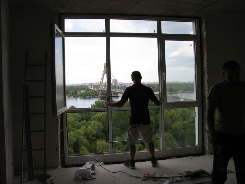 Монтаж французского балкона