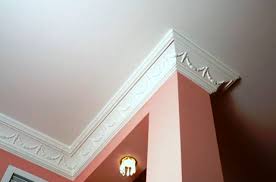 Красивый и ровный потолок - это залог привлекательности интерьера помещения