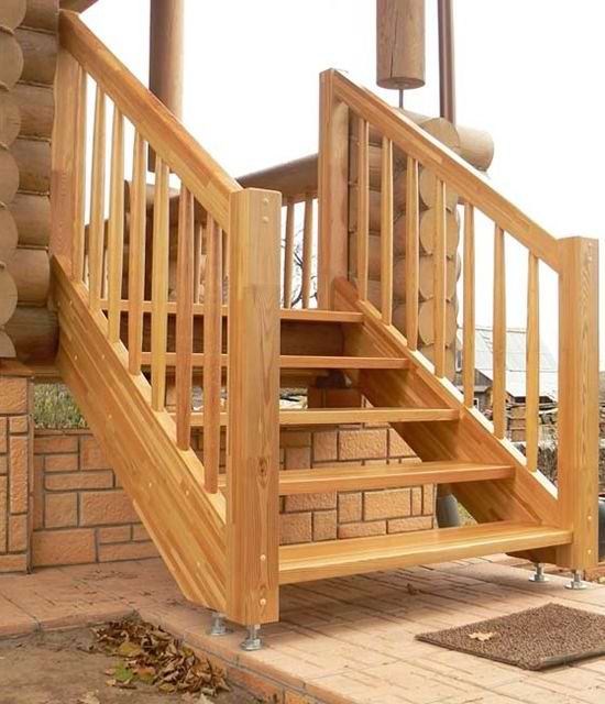 Деревянная лестница, качественно выполненная своими руками, прослужит долгие годы