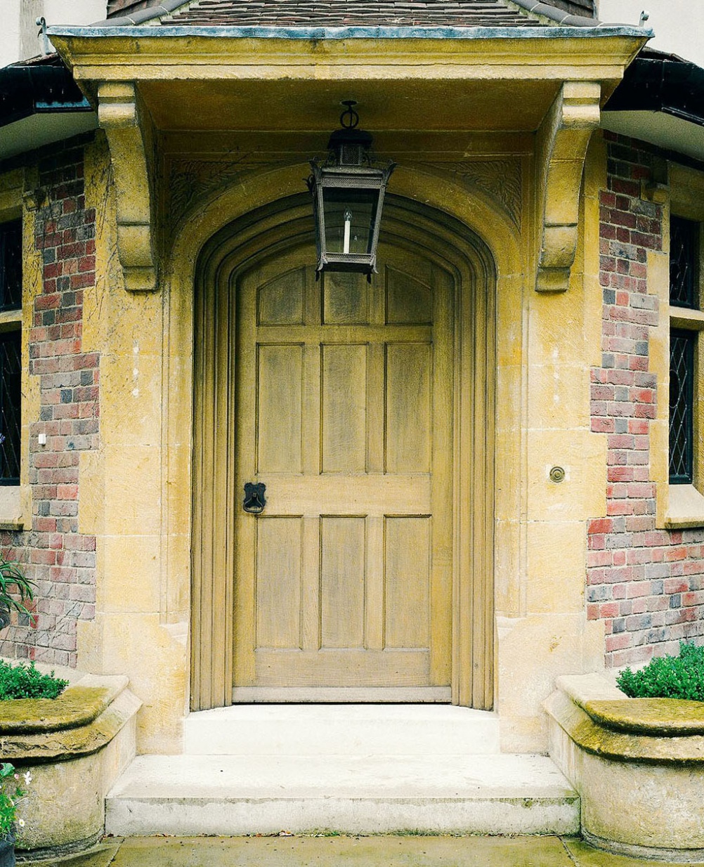 Арочная дверь в стиле шебби-шик