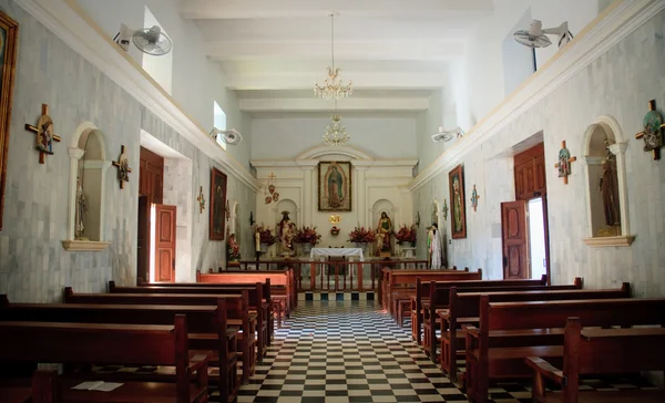 Интерьер церкви Эль Quelite в Мексике — стоковое фото