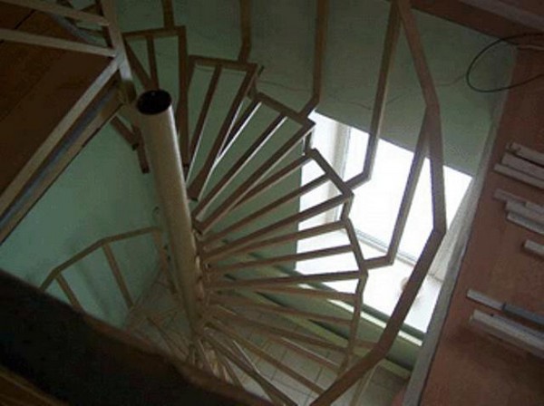 конструкция винтовой лестницы фото