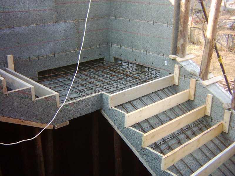 опалубка для лестницы из бетона фото
