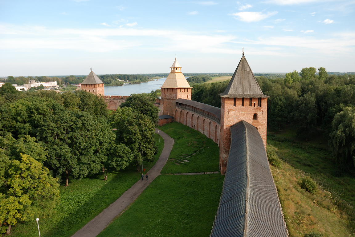 Velikiy Novgorod Detinets 08.jpg